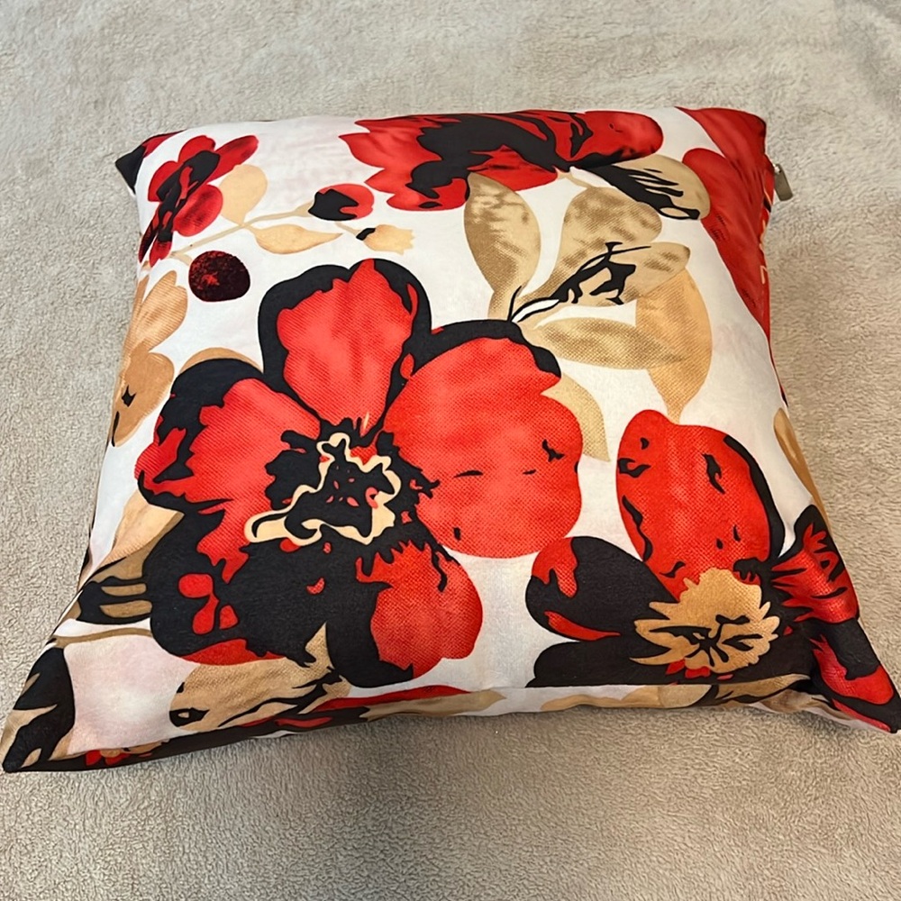 Poppy Throw Pillow from Designart. Red and Gold floral with black. NWOT